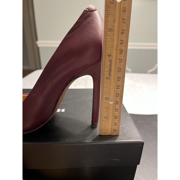 Coach Nacie Snakeskin Toecap Gold Logo Across Foot Top 4” Heel Shoes Sz 5B -IOB - Picture 10 of 16